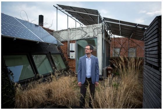 Solar experiment lets neighbors trade energy among themselves