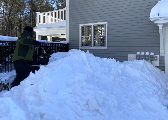 Heat pumps in the snow, compressor locations