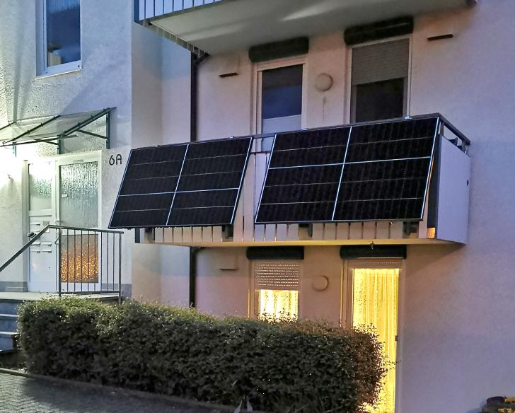 Free Webinar: Thoughtful Climate Live Interview Series: Balcony Solar/DIY Clean Energy, December 2, 12 pm ET