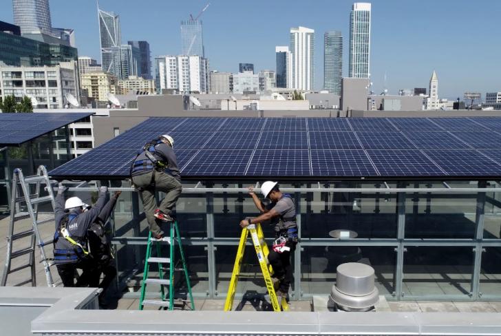 https://www.mercurynews.com/2019/08/20/new-report-california-has-five-times-more-clean-energy-jobs-than-fossil-fuel-jobs/